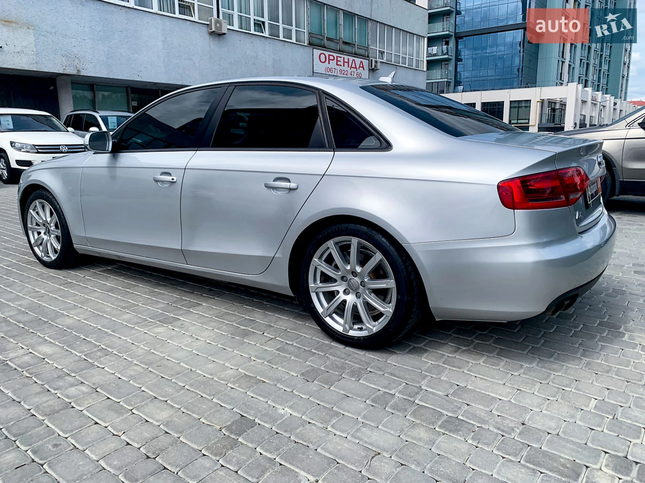 2010 Audi A4 - мініатюра 22