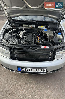 Седан Audi A4 2005 в 