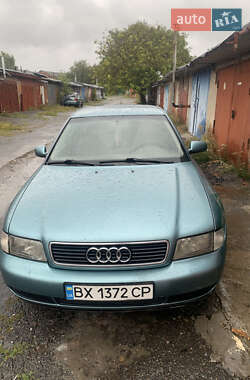 Седан Audi A4 1998 в 
