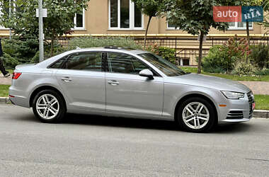 Седан Audi A4 2017 в 