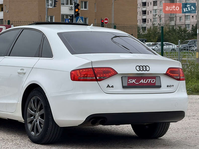 Седан Audi A4 2010 в Киеве