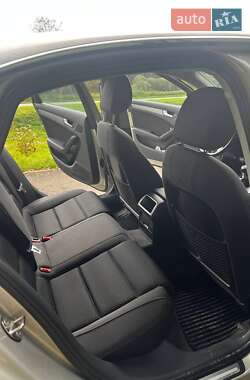 Седан Audi A4 2014 в 