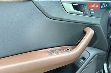 Седан Audi A4 2016 в 