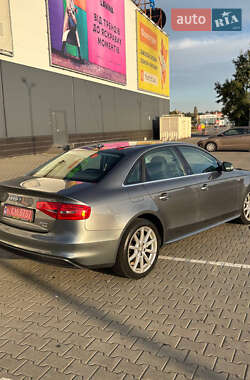 Седан Audi A4 2014 в 