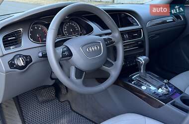 Седан Audi A4 2013 в 