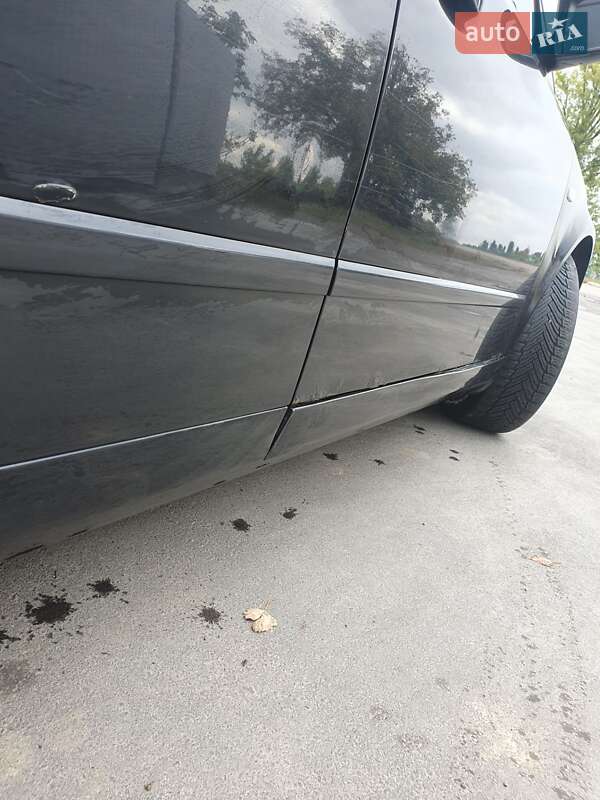 Универсал Audi A4 2003 в Теплике