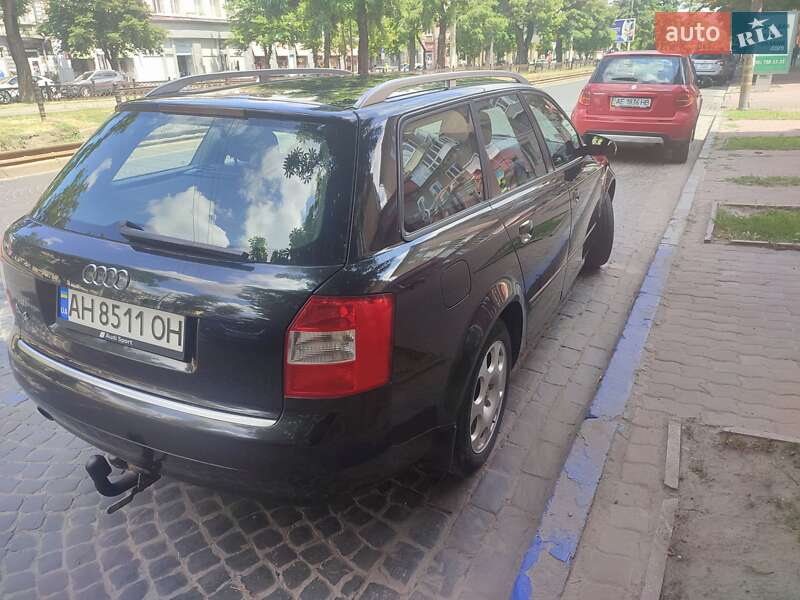 Универсал Audi A4 2004 в Днепре