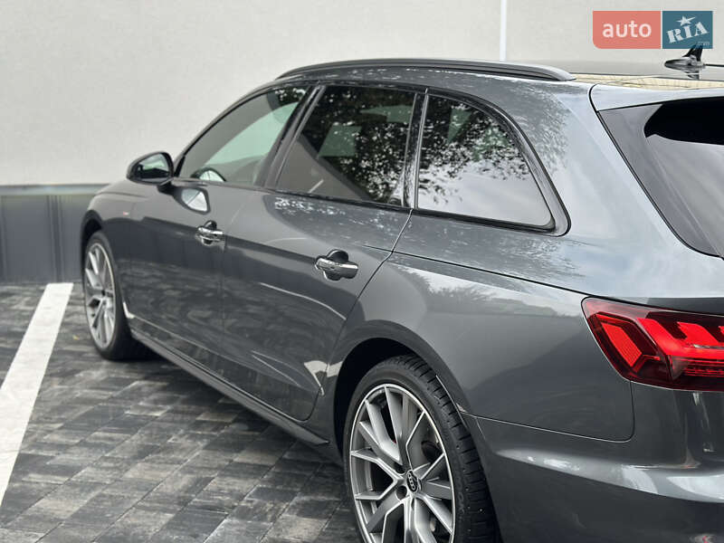 Универсал Audi A4 2022 в Ровно