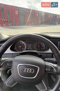 Седан Audi A4 2013 в 