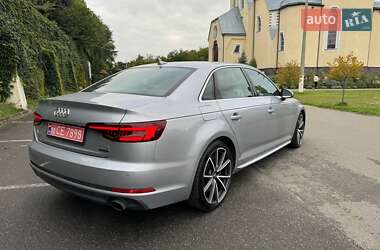 Седан Audi A4 2018 в 