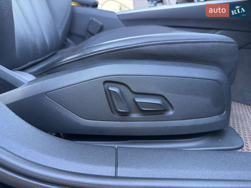 Седан Audi A4 2018 в Луцьку