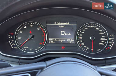 Седан Audi A4 2018 в 