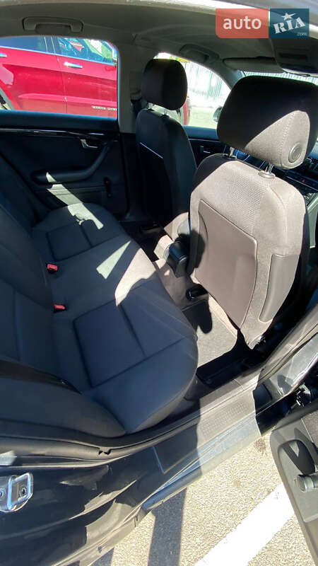 Седан Audi A4 2001 в Киеве