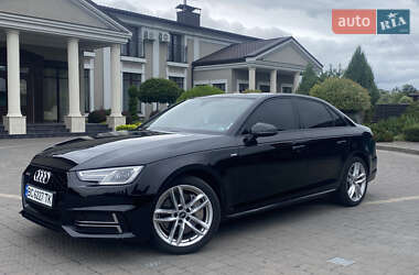 Седан Audi A4 2016 в 