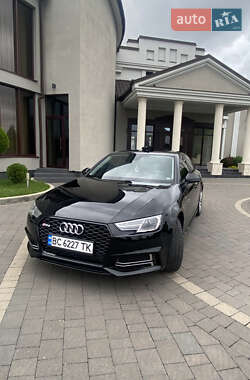 Седан Audi A4 2016 в 
