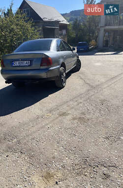 Седан Audi A4 1995 в 