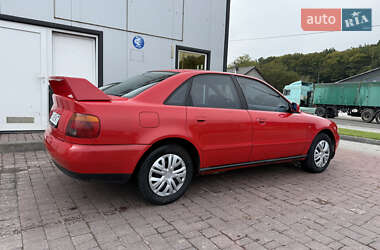 Седан Audi A4 1995 в 