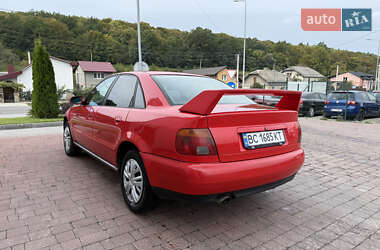 Седан Audi A4 1995 в 