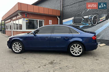 Седан Audi A4 2013 в 