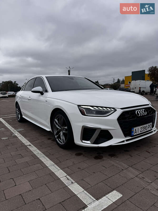 Седан Audi A4 2022 в Житомире
