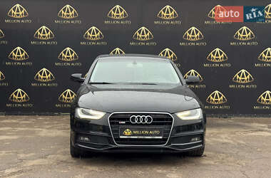Седан Audi A4 2014 в 