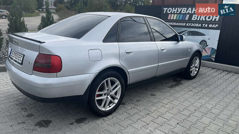 Седан Audi A4 1999 в Львове