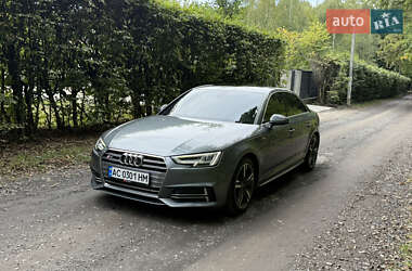 Седан Audi A4 2017 в 
