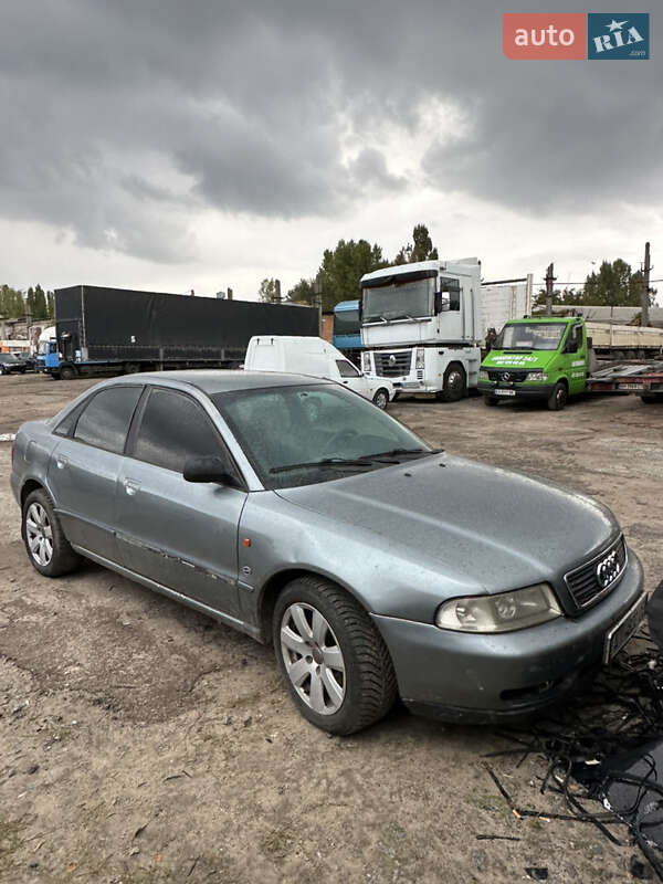 Седан Audi A4 1996 в Житомире