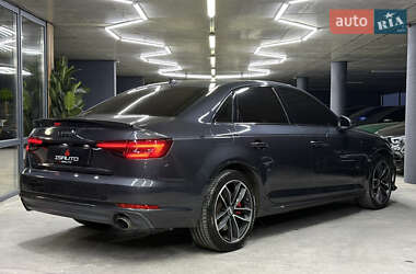 Седан Audi A4 2015 в 