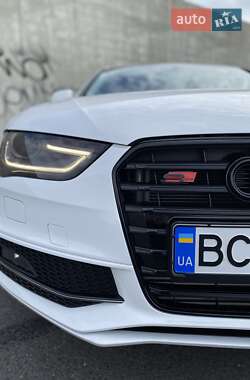 Седан Audi A4 2014 в 