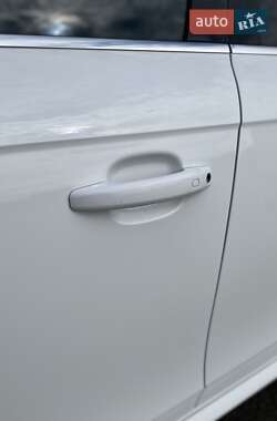 Седан Audi A4 2014 в 
