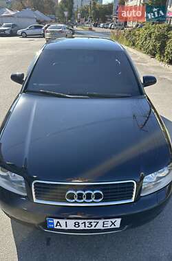 Седан Audi A4 2004 в 