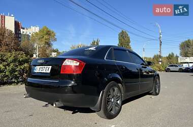 Седан Audi A4 2004 в 