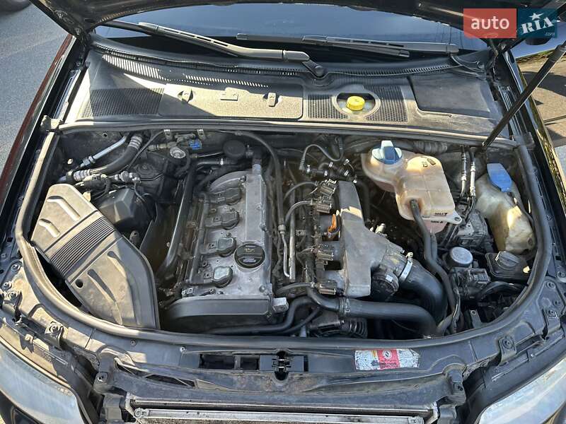 Седан Audi A4 2004 в Вышгороде