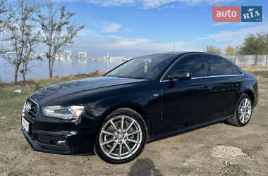Седан Audi A4 2013 в Николаеве