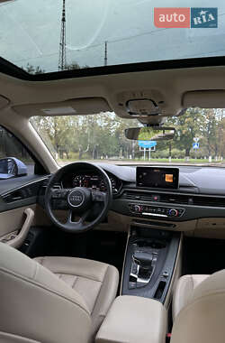 Седан Audi A4 2018 в 
