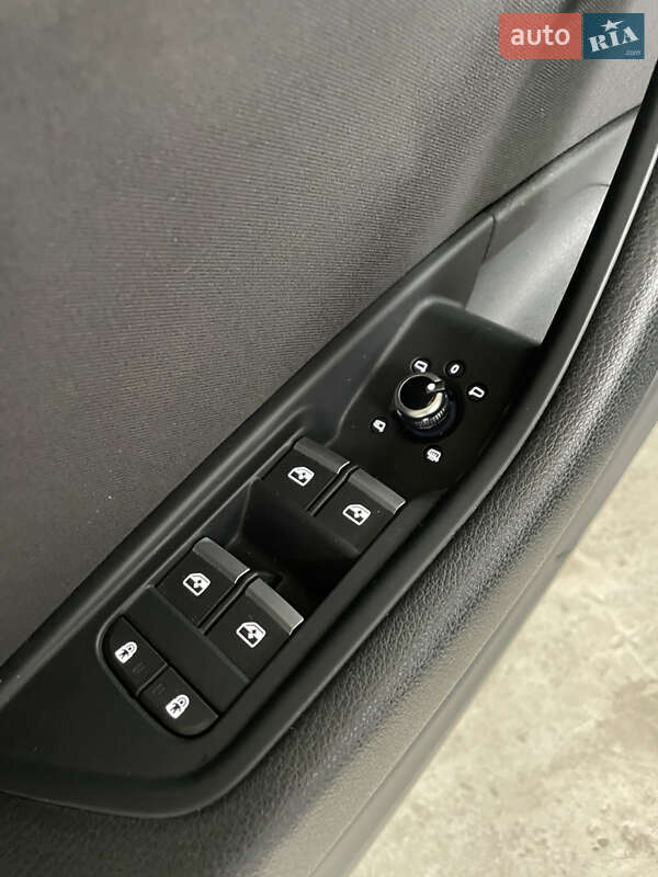 Универсал Audi A4 2020 в Мукачево фото 26 Универсал Audi A4 2020 в Мукачево