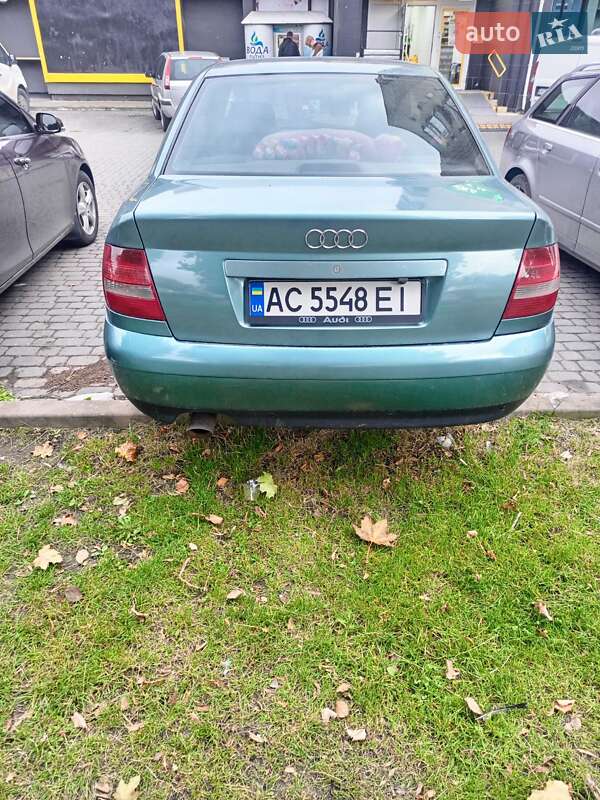 Седан Audi A4 1999 в Луцке