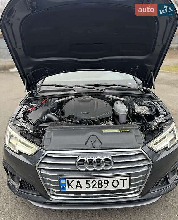 Седан Audi A4 2019 в Киеве