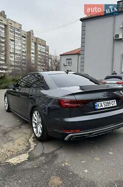 Седан Audi A4 2019 в 