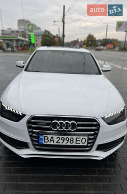 Седан Audi A4 2015 в 