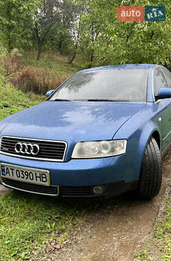 Седан Audi A4 2000 в 