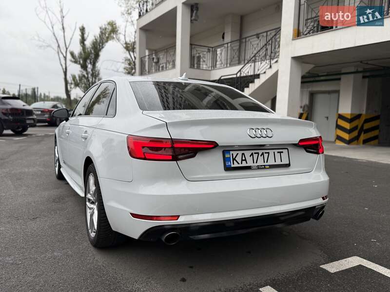 Седан Audi A4 2017 в Киеве