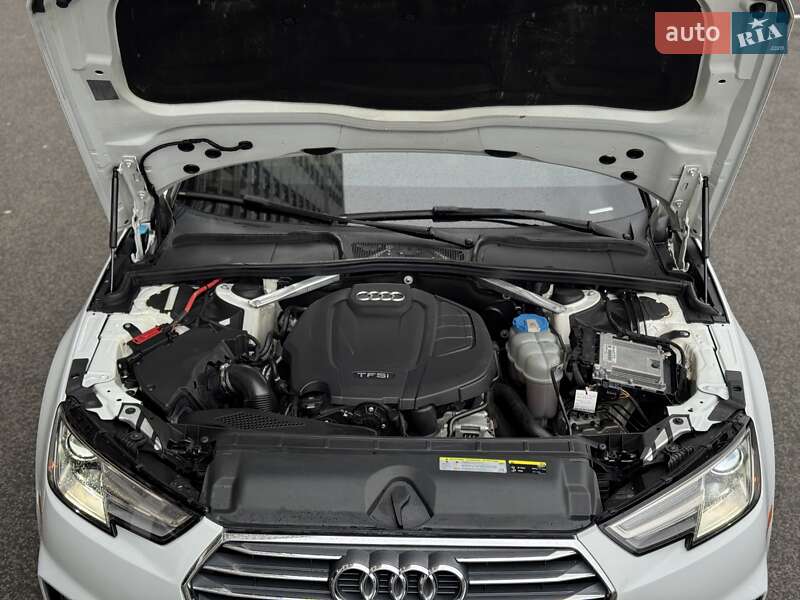 Седан Audi A4 2017 в Киеве