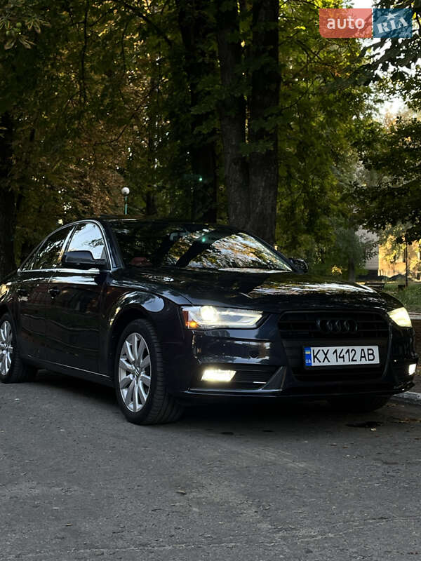 Audi A4 2012 Audi A4 2012