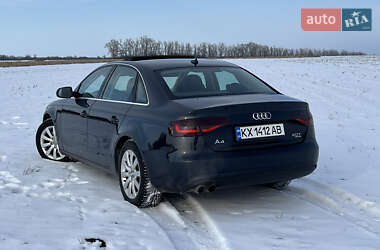 Седан Audi A4 2012 в Краснограде