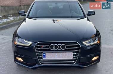 Седан Audi A4 2014 в 