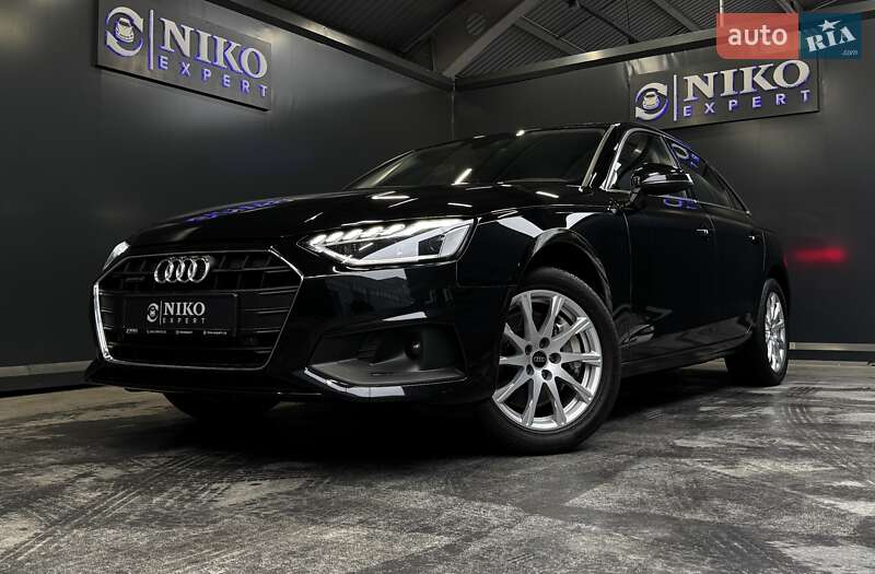 Audi A4 2023