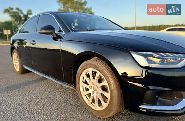 Седан Audi A4 2020 в Киеве
