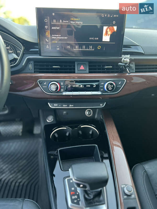 Седан Audi A4 2020 в Киеве